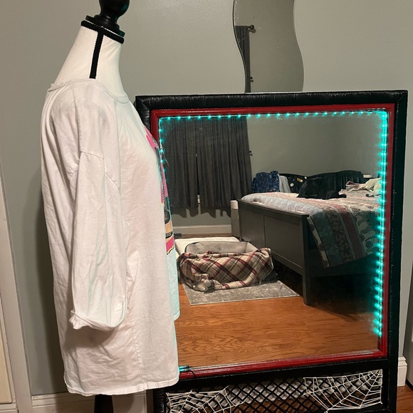 🛑SOLD🛑 Pretty little thing Elvis t-shirt dress - Picture 2 of 5